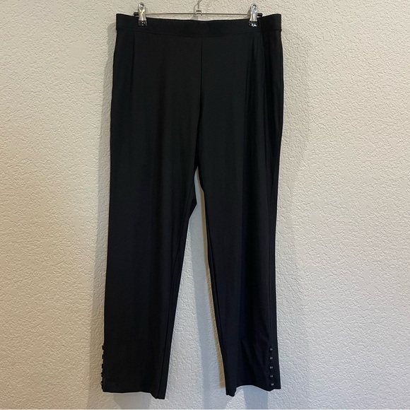 IC Collection by Connie K Button Hem Ankle Pants in Black - Picture 3 of 7